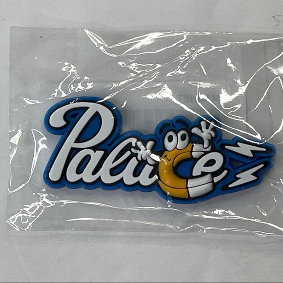 Palace Skateboards London Logo Magnet & Palace Logo Tri-Ferg Sticker - Picture 2 of 3